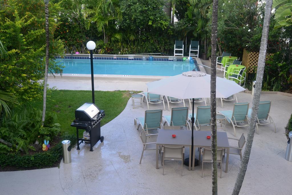 Grand Palm Plaza Hotel Fort Lauderdale Exterior foto